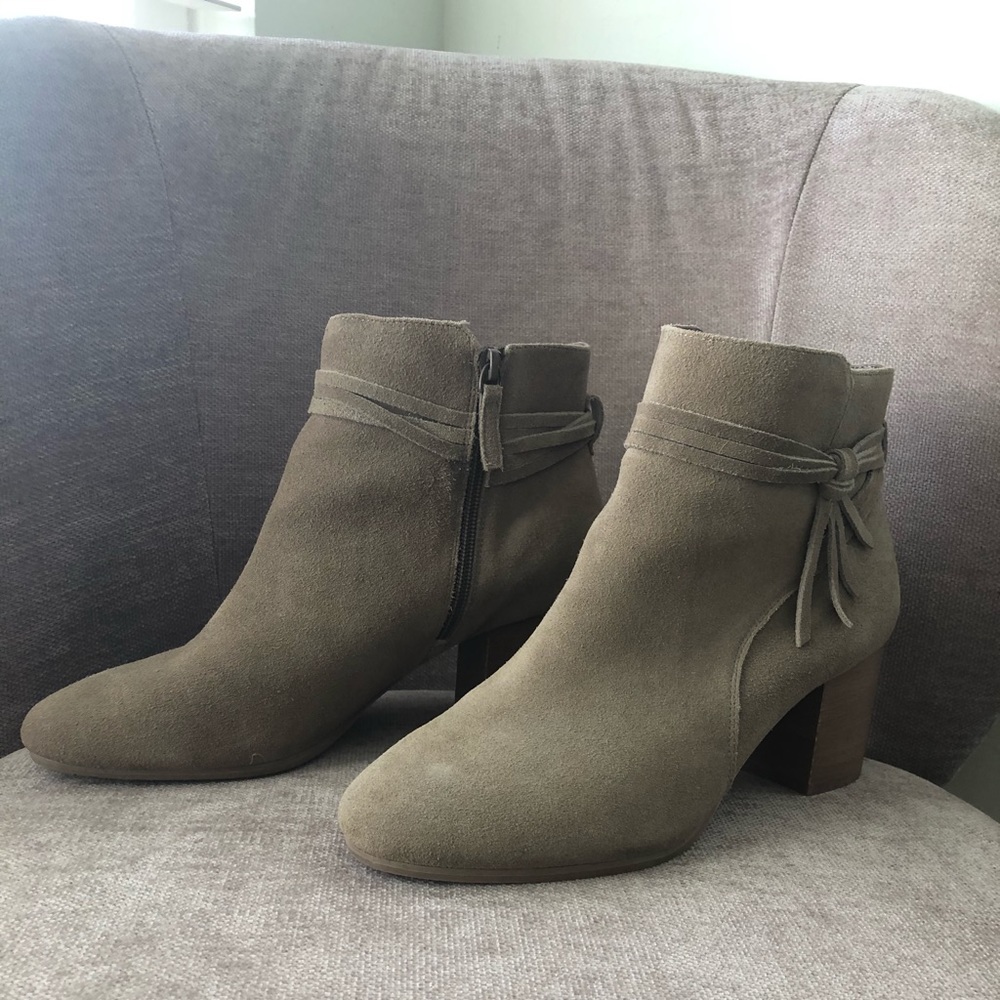Violet and Red Jenna booties